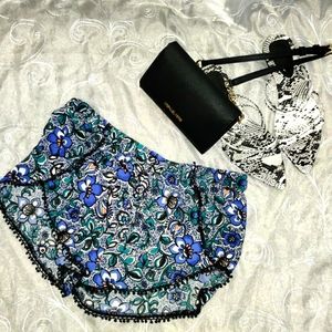 Express Shorts